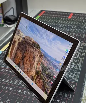 New Laptop Microsoft Surface Pro 7 16GB Intel Core i7 SSD 512GB