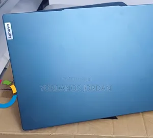 New Laptop Lenovo Yoga 700 16GB AMD Ryzen 7 SSD 512GB