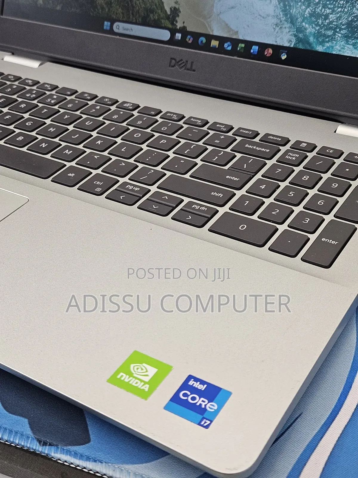New Laptop Dell Inspiron 15 16GB Intel Core i7 SSD 512GB