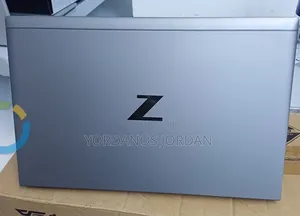 New Laptop HP ZBook Firefly G8 16GB Intel Core i7 SSD 512GB