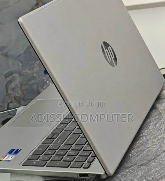 New Laptop HP Stream Notebook 16GB Intel Core i5 SSD 32GB