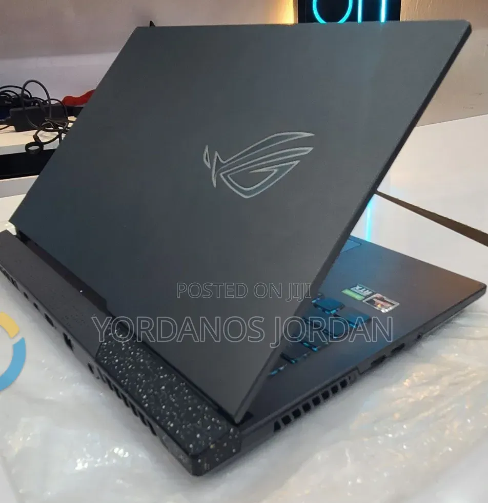 New Laptop Asus ROG Strix G15 16GB AMD Ryzen 7 SSD 512GB