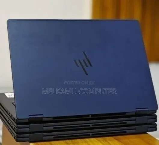 New Laptop HP OmniBook X Flip 14" 16GB Intel Core Ultra 7 SSD 1T