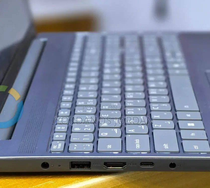 New Laptop Lenovo Ideapad 3 16GB Intel Core i7 SSD 512GB