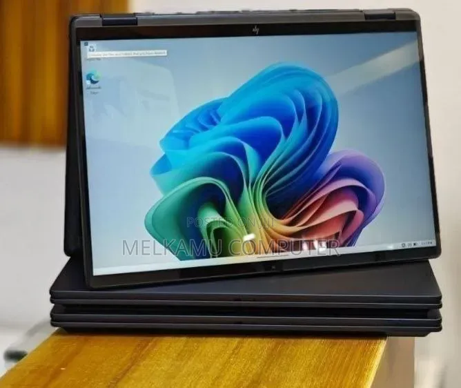 New Laptop HP OmniBook X Flip 14" 16GB Intel Core Ultra 7 SSD 1T