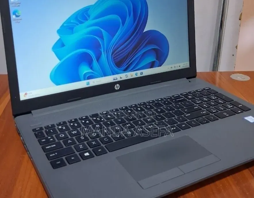 New Laptop HP Stream Notebook 8GB Intel Core i7 SSD 256GB