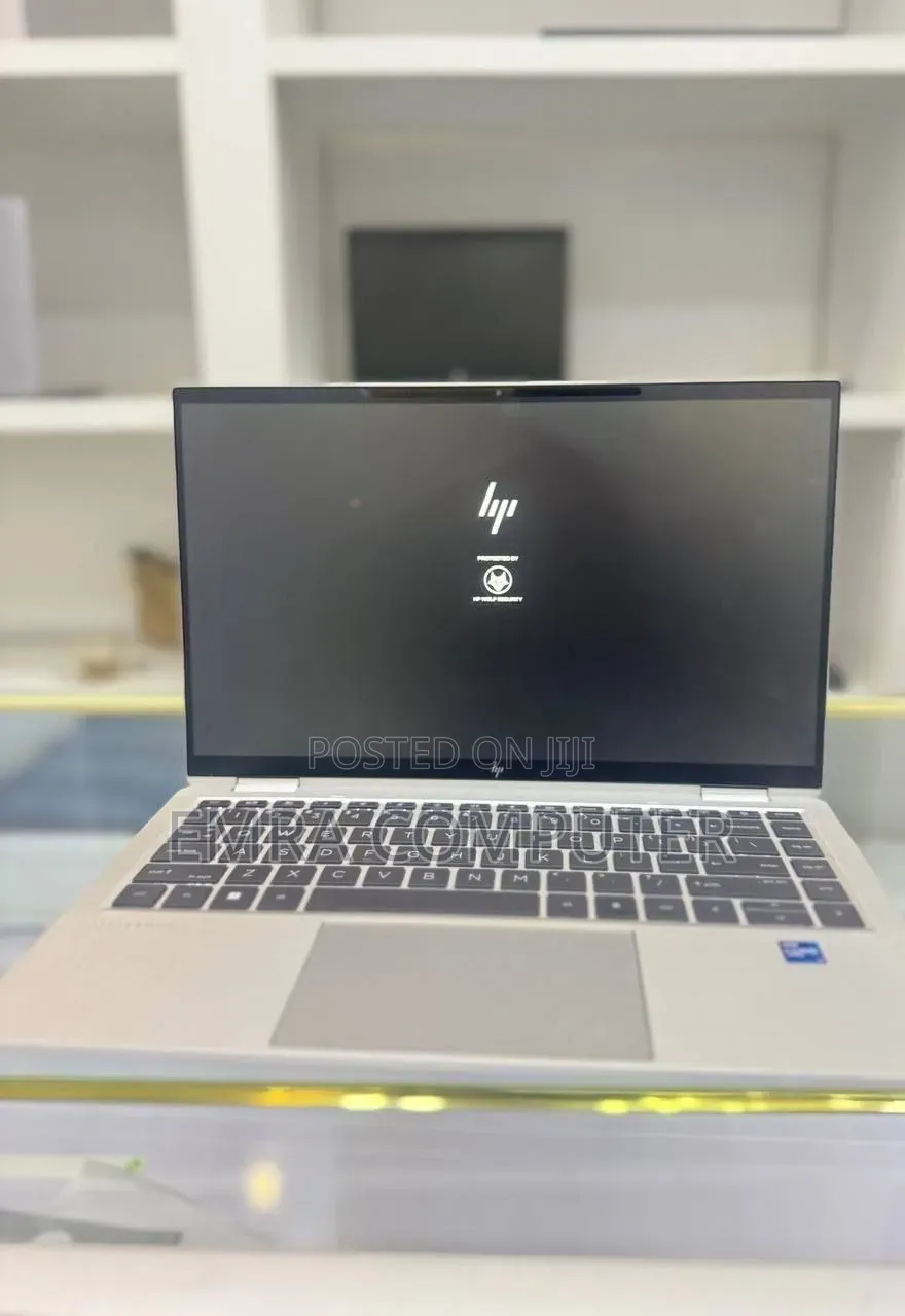 New Laptop HP EliteBook 840 G8 32GB Intel Core i7 SSD 512GB