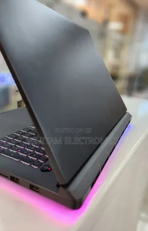 New Laptop Asus ROG Strix G18 32GB Intel Core Ultra 9 SSD 2T
