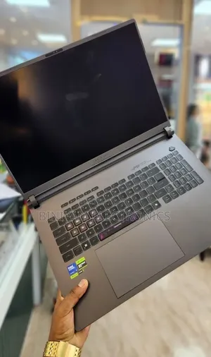 New Laptop Asus ROG Strix G18 32GB Intel Core Ultra 9 SSD 2T