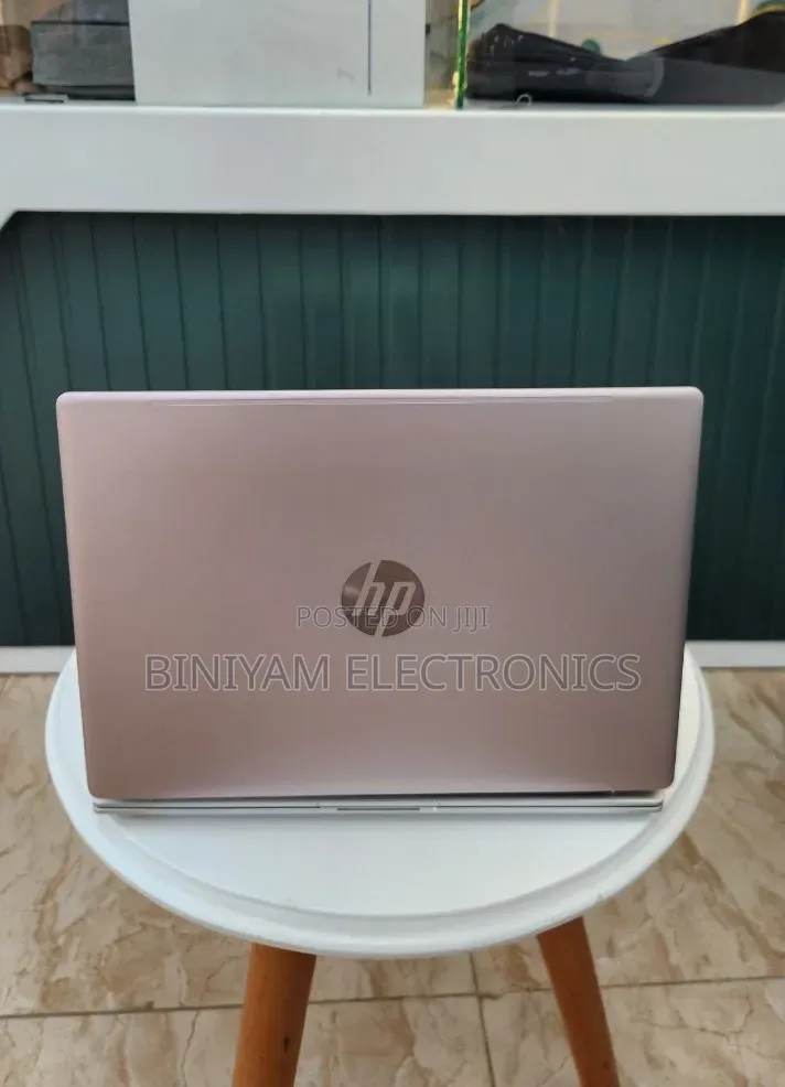 New Laptop HP Pavilion 14 16GB Intel Core i7 SSD 512GB