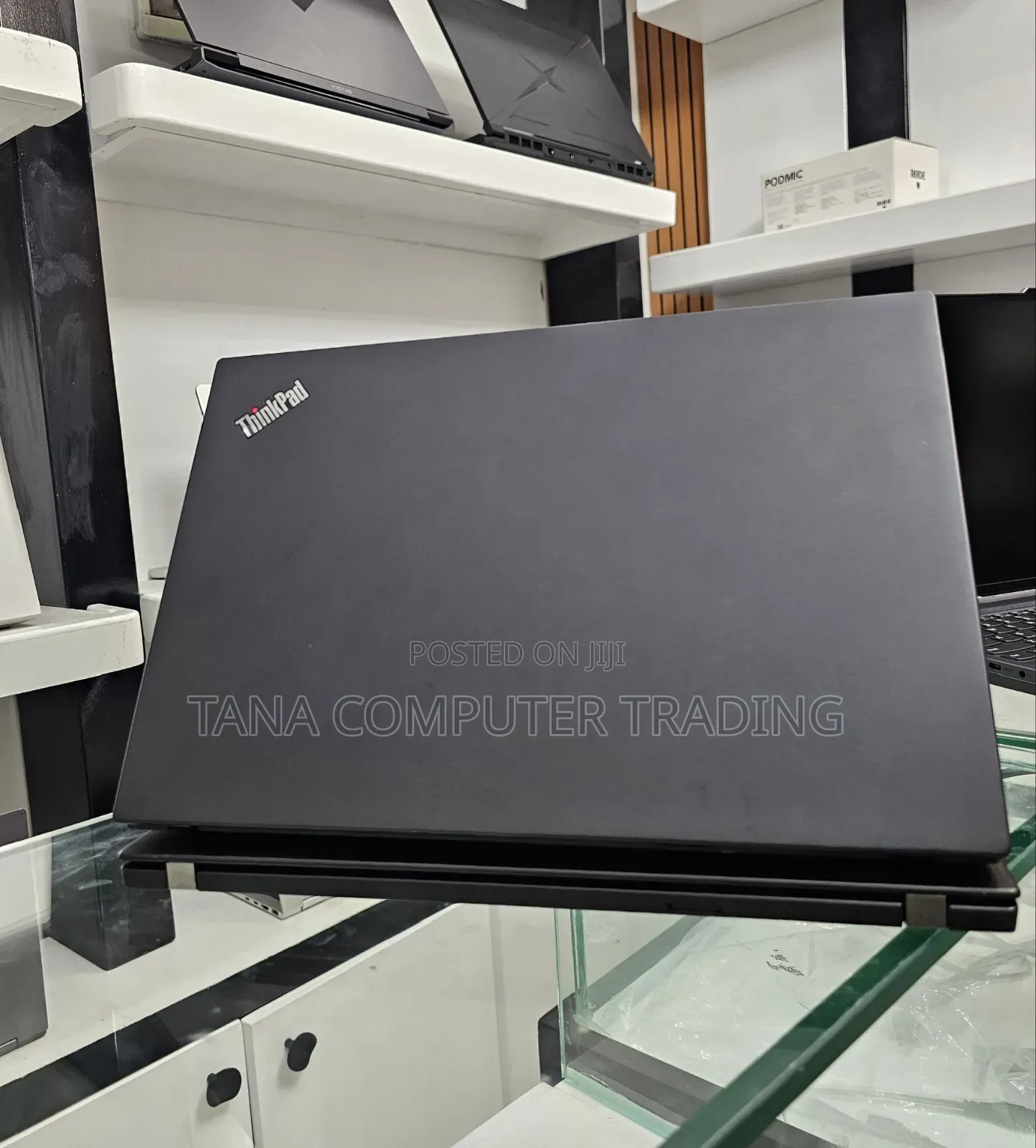 New Laptop Lenovo ThinkPad t495s 16GB AMD Ryzen 7 SSD 512GB
