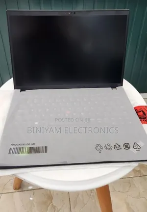 New Laptop Lenovo ThinkPad T14s G4 16GB Intel Core i7 SSD 512GB