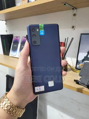 New Samsung Galaxy S20 FE 5G 128 GB Blue