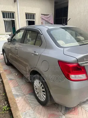 Suzuki Dzire 2022 Silver