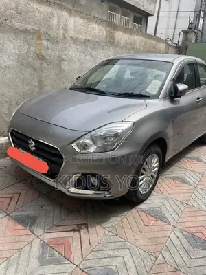 Suzuki Dzire 2022 Silver