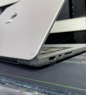 New Laptop Apple MacBook Pro 2021 M1 16GB Apple M1 Pro SSD 512GB