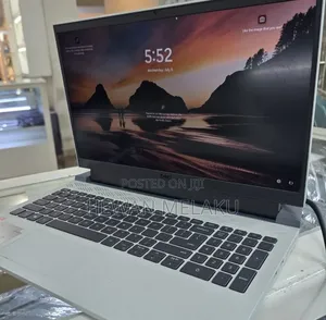 New Laptop Dell G15 5510 16GB Intel Core i7 SSD 512GB