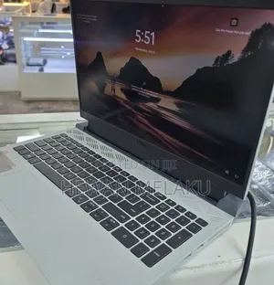 New Laptop Dell G15 5510 16GB Intel Core i7 SSD 512GB