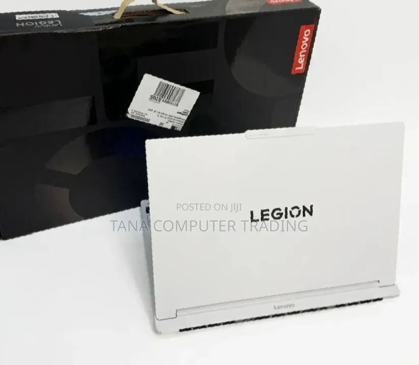 New Laptop Lenovo Legion Pro 7 32GB Intel Core Ultra 9 SSD 1T