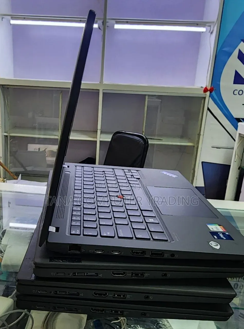 New Laptop Lenovo ThinkPad E14 Gen 2 16GB Intel Core i5 SSD 512GB