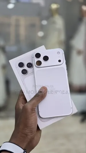 New Apple iPhone 17 Pro Max 256 GB Silver