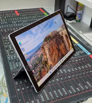 New Laptop Microsoft Surface Pro 7+ 16GB Intel Core i7 SSD 512GB