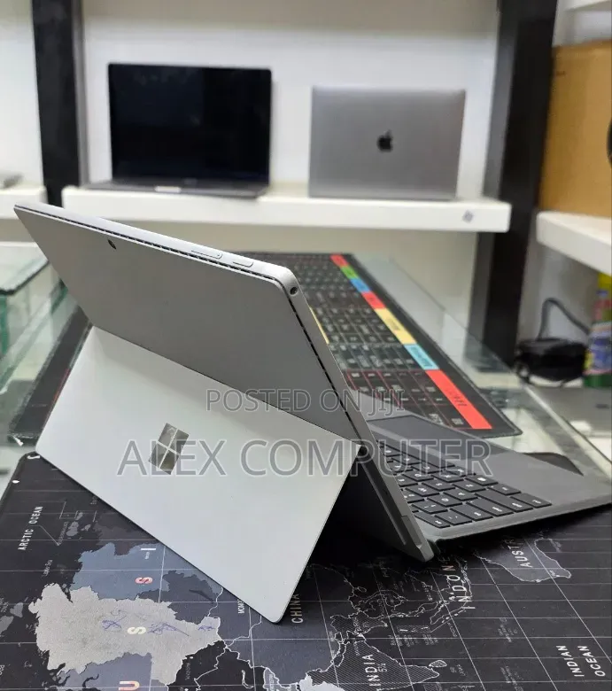 New Laptop Microsoft Surface Pro 7+ 16GB Intel Core i7 SSD 512GB