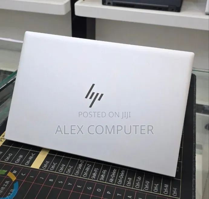 New Laptop HP EliteBook 845 G7 16GB AMD Ryzen 5 SSD 512GB