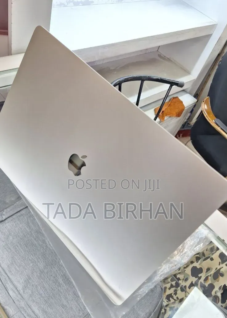 New Laptop Apple MacBook Pro 2019 32GB Intel Core i9 SSD 1T