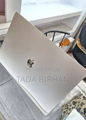 New Laptop Apple MacBook Pro 2019 32GB Intel Core i9 SSD 1T