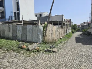 6bdrm House in የ, Akaky Kaliti for sale