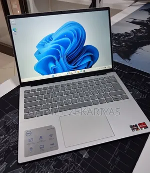 New Laptop Dell Inspiron 14 16GB AMD Ryzen 7 SSD 1T