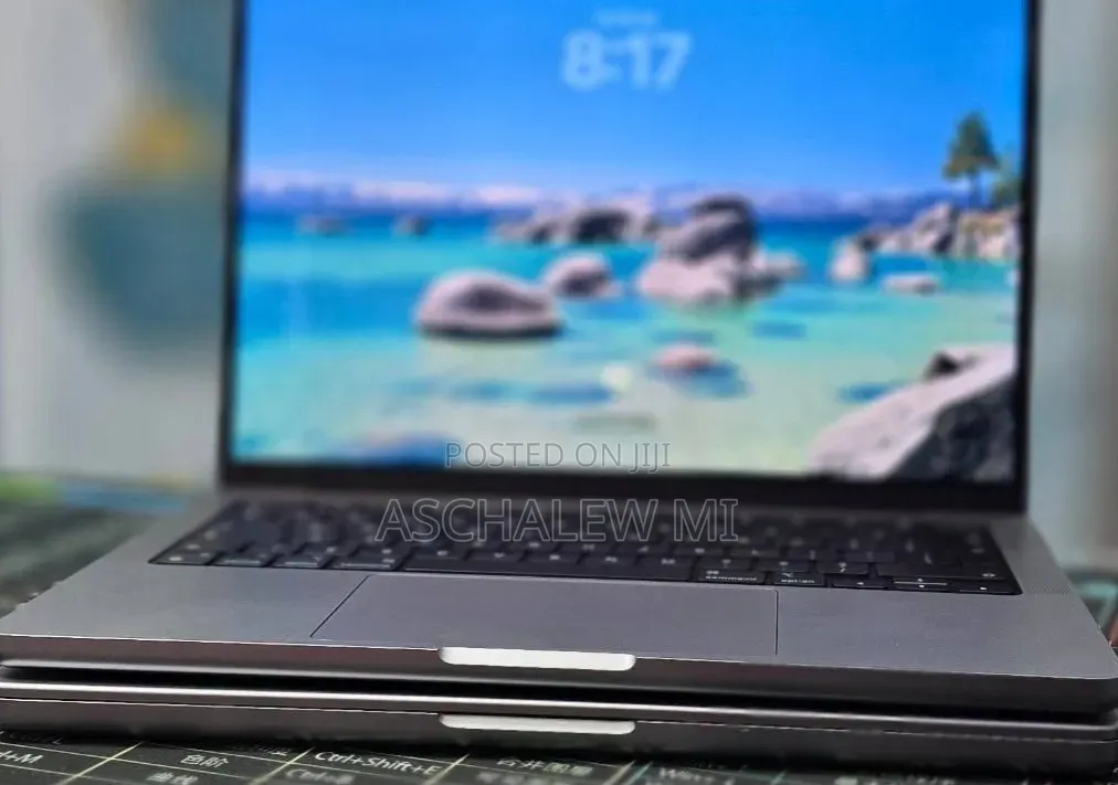 New Laptop Apple MacBook Pro 2021 M1 32GB Apple M1 Pro SSD 512GB