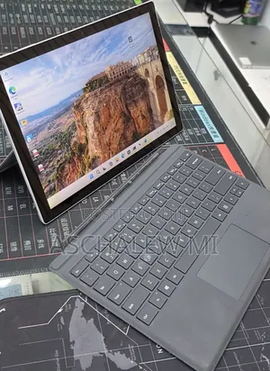New Laptop Microsoft Surface Pro 7+ 16GB Intel Core i7 SSD 512GB