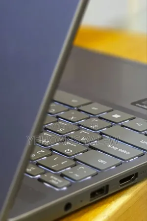 New Laptop Lenovo Ideapad 3 16GB Intel Core i7 SSD 512GB