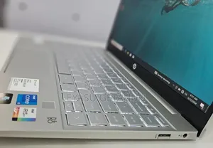 New Laptop HP Pavilion 15 8GB Intel Core i5 SSD 512GB