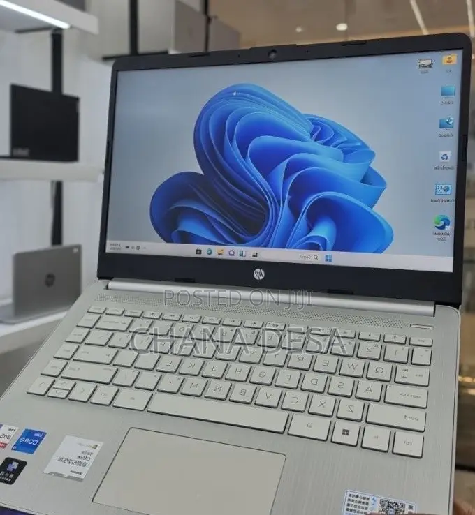 New Laptop HP 16GB Intel Core i5 SSD 512GB