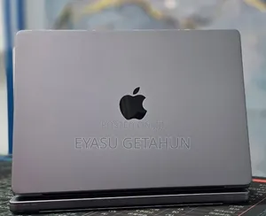 New Laptop Apple MacBook Pro 2021 M1 32GB Apple M1 Pro SSD 512GB