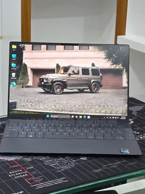 New Laptop Dell XPS 13 16GB Intel Core i7 SSD 512GB