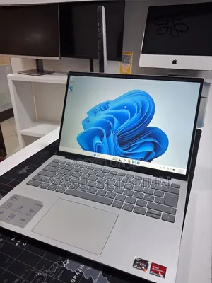 New Laptop Dell Inspiron 15 16GB AMD Ryzen 7 SSD 1T