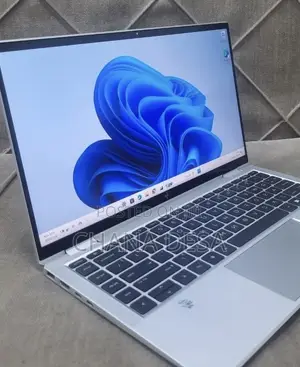 New Laptop HP EliteBook x360 1040 G7 16GB Intel Core i7 SSD 512GB