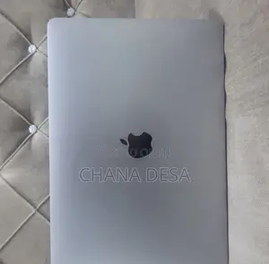 New Laptop Apple MacBook Pro 2017 16GB Intel Core i5 SSD 512GB