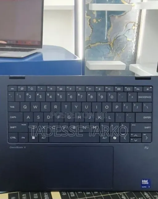 New Laptop HP OmniBook X Flip 14" 16GB Intel Core Ultra 7 SSD 1T