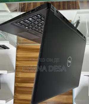 New Laptop Dell Latitude 15 5580 8GB Intel Core i5 SSD 256GB