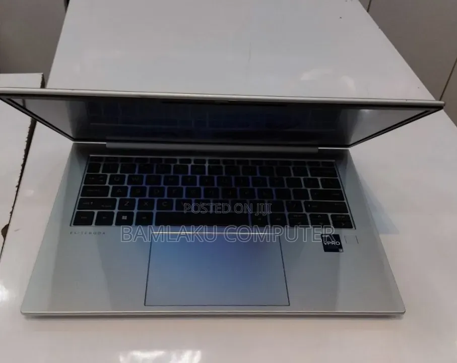 New Laptop HP EliteBook 840 G10 16GB Intel Core i7 SSD 512GB
