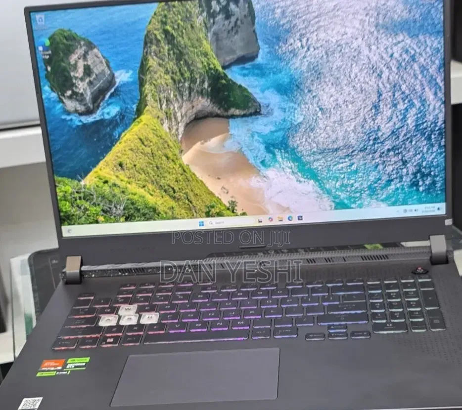 New Laptop Asus G71G 16GB AMD Ryzen 9 SSD 1T