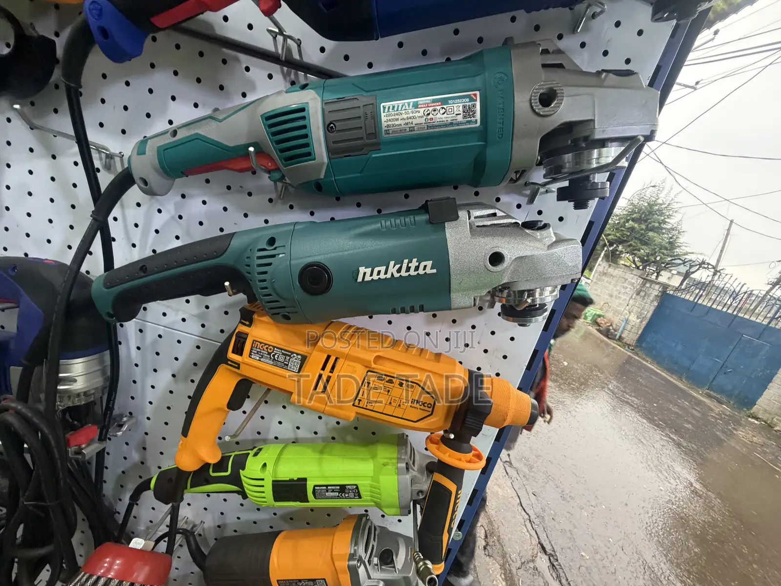 Makita Angle Grinder