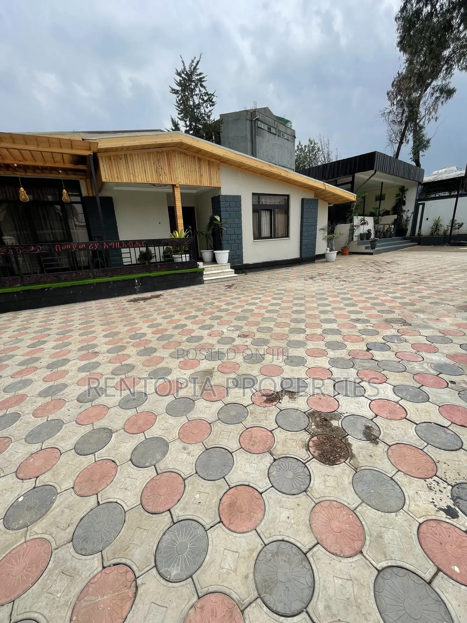 Daycare for Rent! Child Kindergarten School!