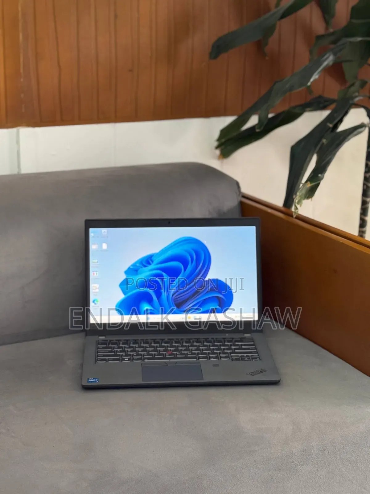 New Laptop Lenovo ThinkPad T14 16GB Intel Core i5 SSD 512GB