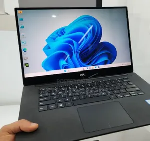 New Laptop Dell XPS 15 16GB Intel Core i7 SSD 512GB